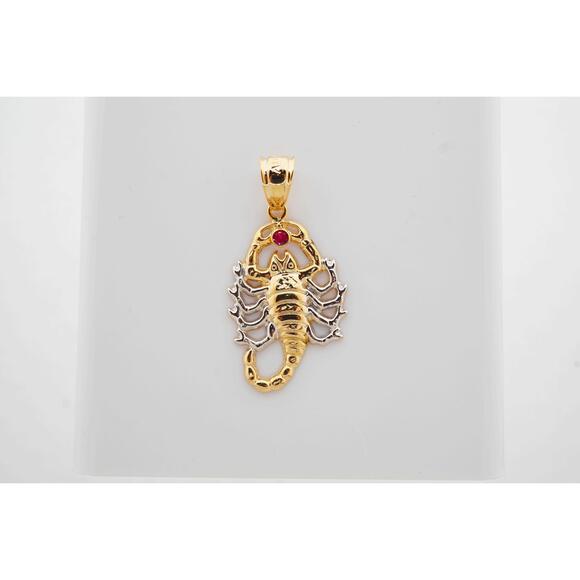 10k Yellow Gold Scorpion Charm Pendant Estate Sale Cubic Zirconia Vintage Style